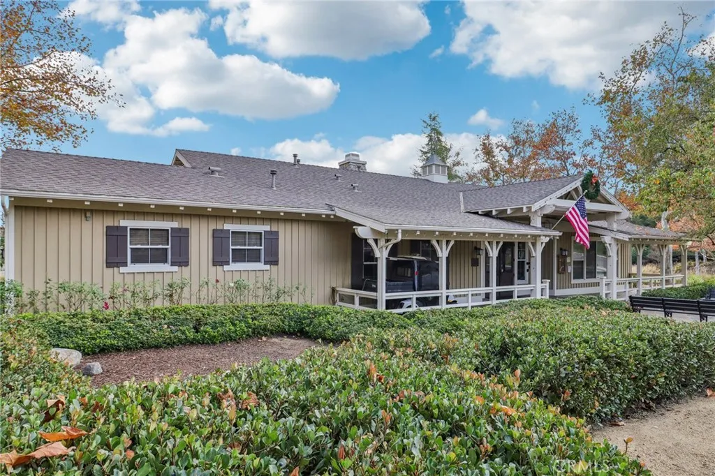 27741 Elderberry Street, Murrieta, California 92562 home-pic-56